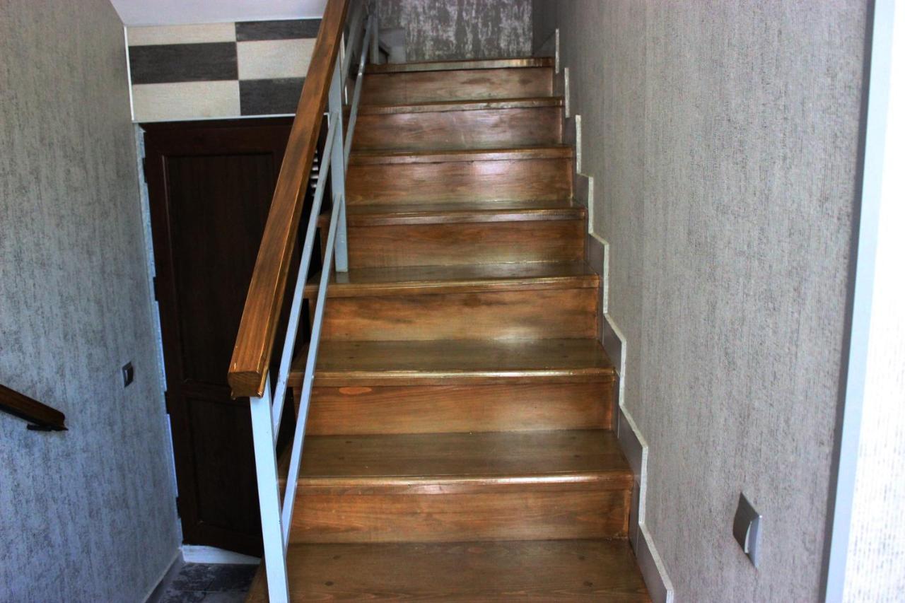 Golden Way Hotel Tbiliszi Kültér fotó